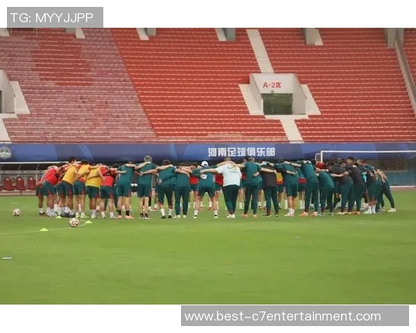 广州恒大足球训练营全新升级助力青少年足球梦想实现与未来发展 广州恒大足球训练营全新升级助力青少年足球梦想实现与未来发展